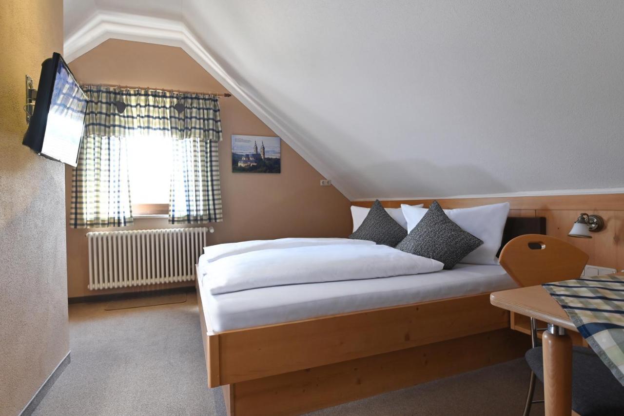 Landgasthof Zur Scheune Bad Staffelstein Buitenkant foto