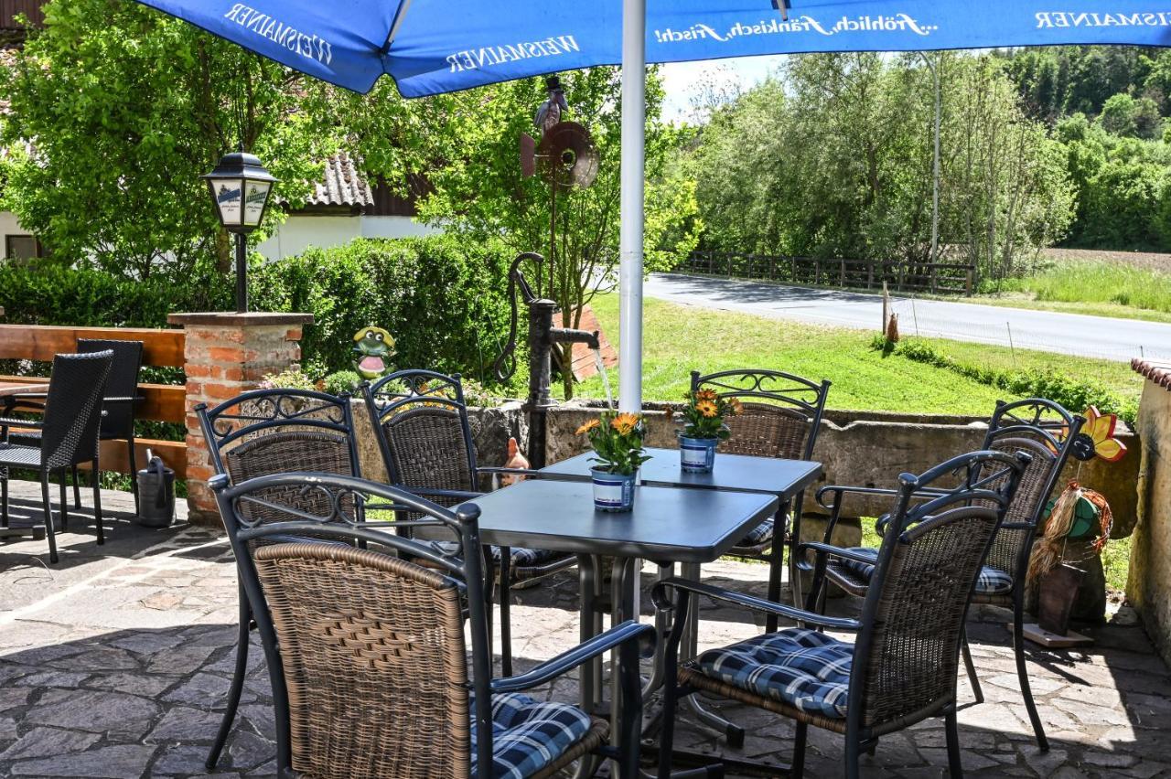 Landgasthof Zur Scheune Bad Staffelstein Buitenkant foto